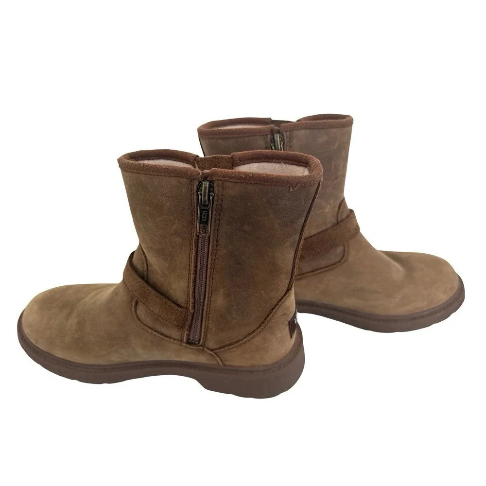 UGG  Kinzey Weather  Brown Leather  Winter Boots  Little Kids  Size Us 3  Eu 35